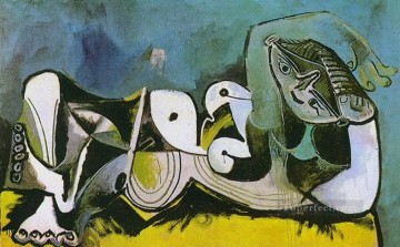  Acostada Obras - Mujer desnuda acostada 1941 cubista Pablo Picasso